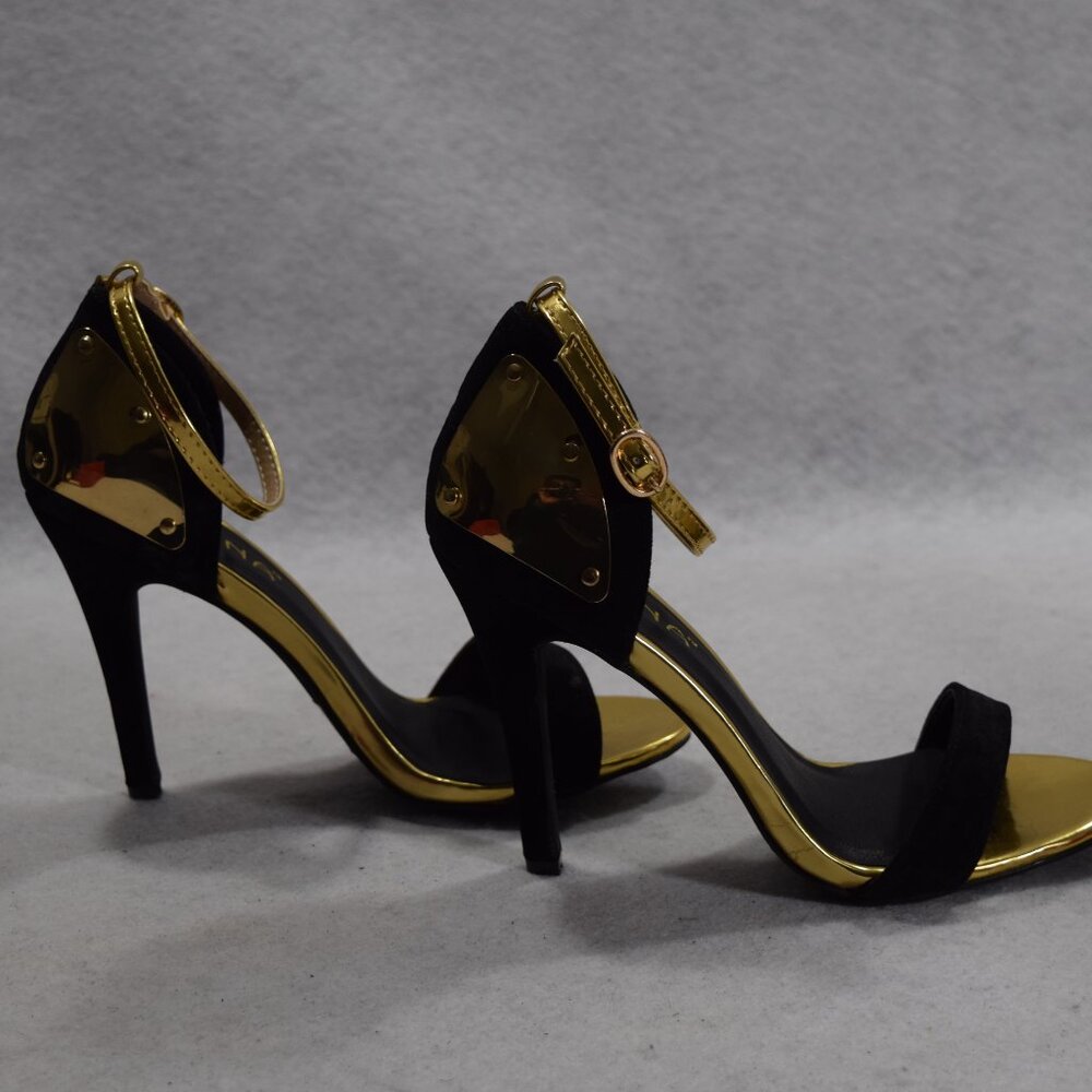 Liliana Hi Heel Shoes With Strap Size 7 Black & Gold  New in Box - Picture 3 of 6